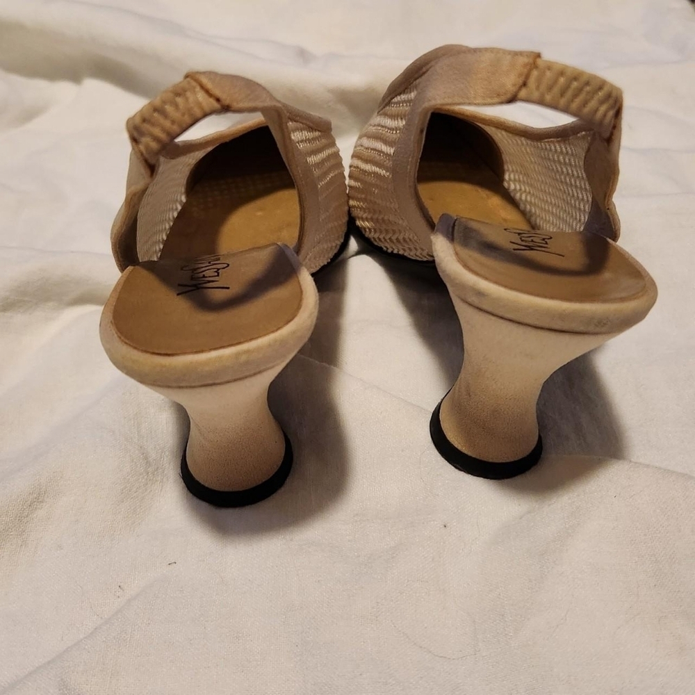Vintage 1990s Yves Saint Laurent Slingback Heels | Woven Leather | Made in Italy - Picture 5 of 8
